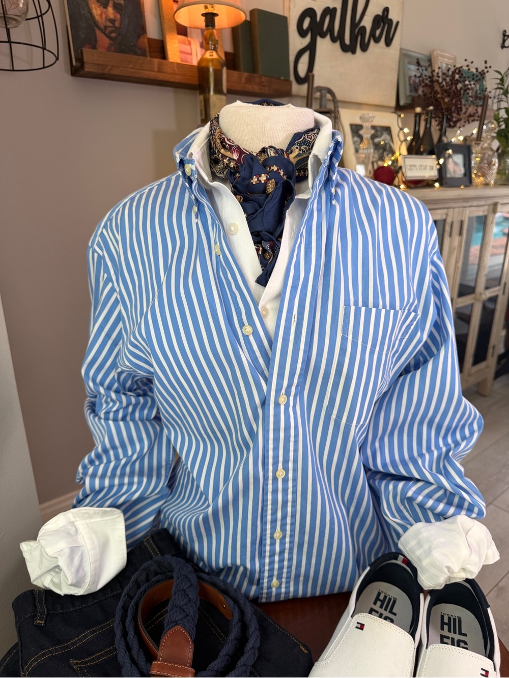 Ralph Lauren Men's XL Custom Fit Blue White Stripe 100% Cotton Button Down Shirt